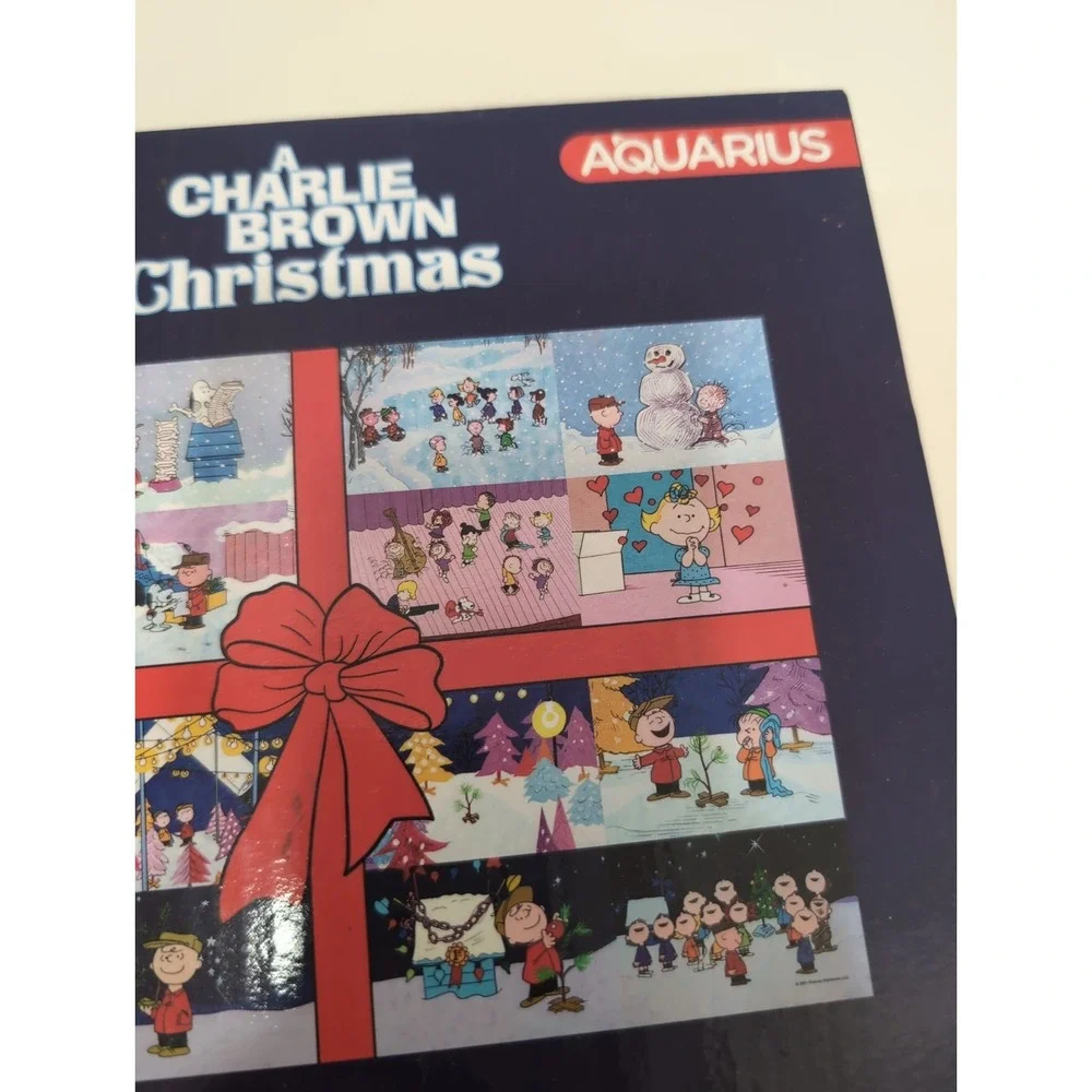 Peanuts Charlie Brown 1000 Piece‎ Puzzle Wrapping Paper Aquarius
